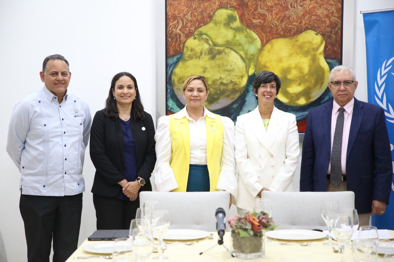 Cámara de Diputados recibe a directora regional para América Latina y El Caribe del Programa Mundial de Alimentos   