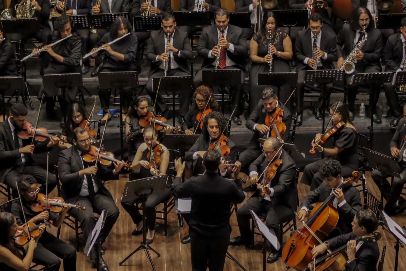 La Orquesta Binacional domínico- venezolana ejecutó un variado repertorio