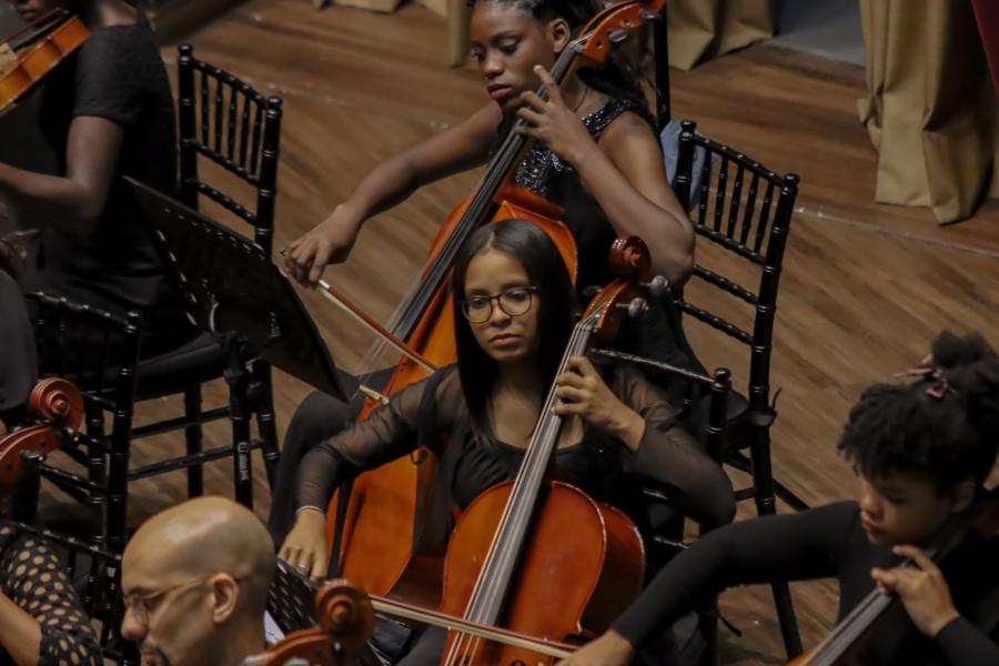 60 músicos conforman la Orquesta domínico- venezolana